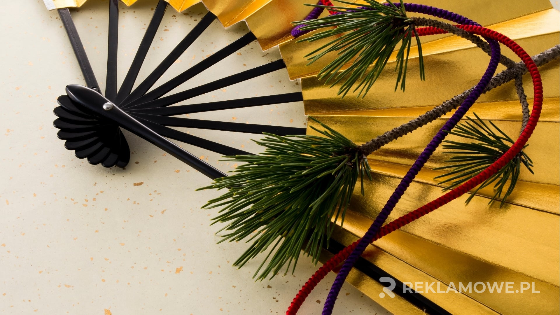 Wachlarze reklamowe używane w promocji na mediach społecznościowych