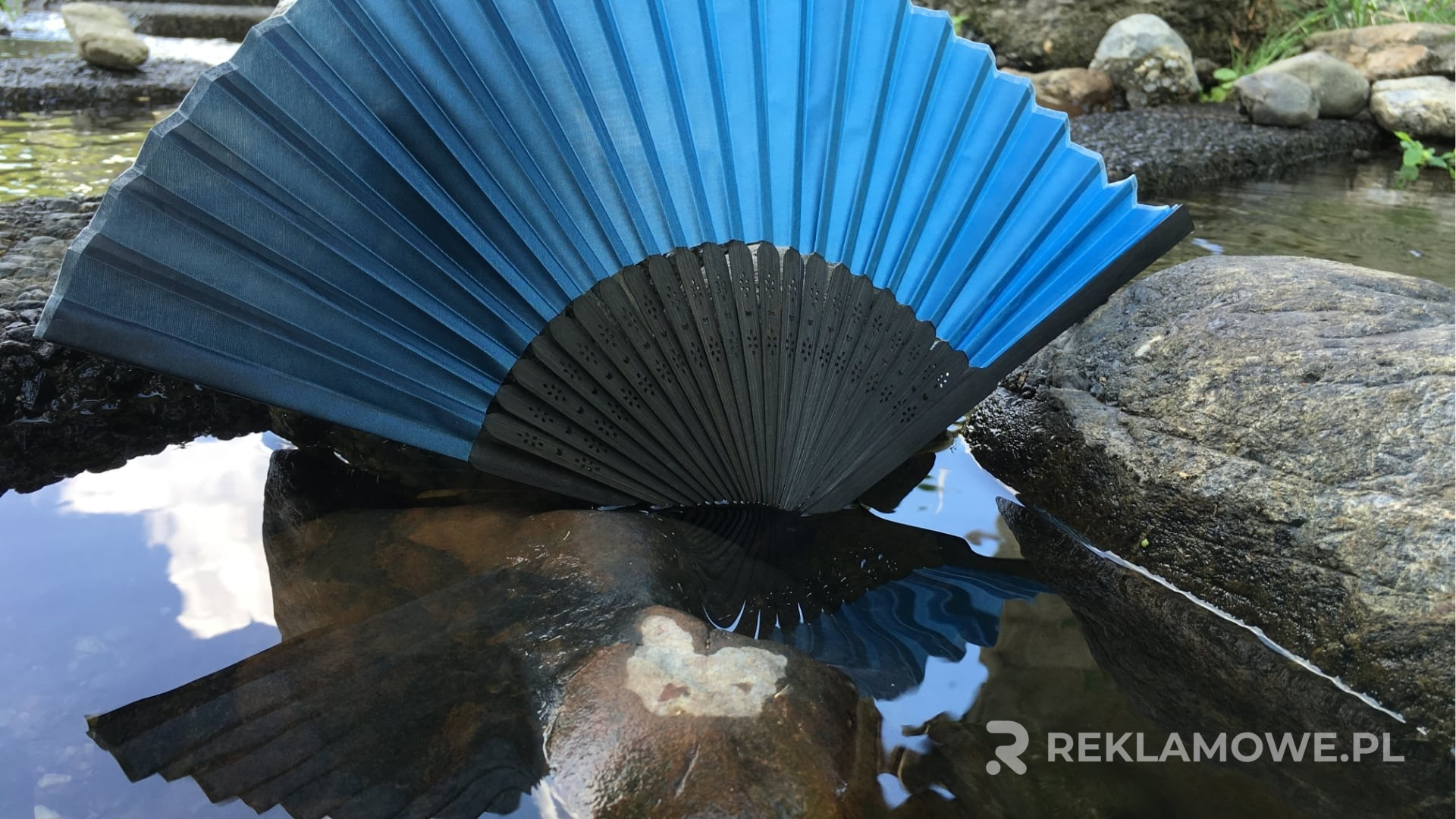 Zalety stosowania wachlarzy reklamowych w promocji lokalnych biznesów Wachlarze reklamowe jako narzędzie promocji